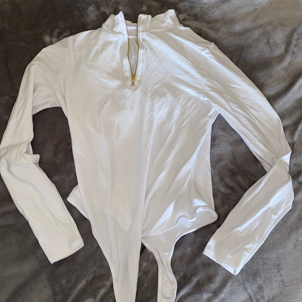 *Brand New* White Long Sleeve Bodysuit